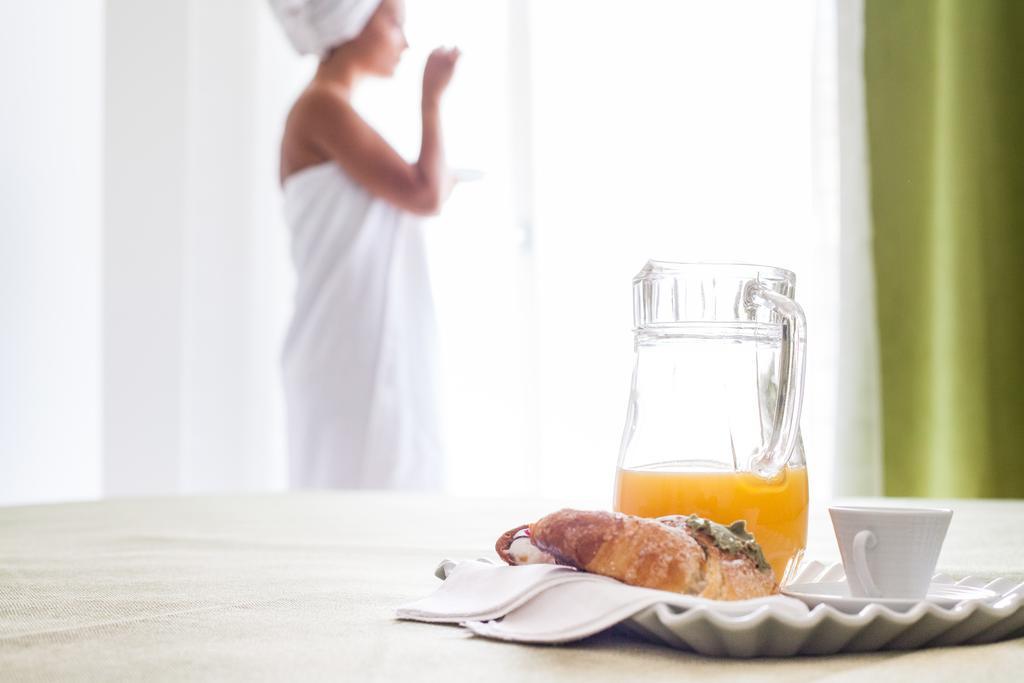 Stanze Del Mare Bed & Breakfast Balestrate ห้อง รูปภาพ