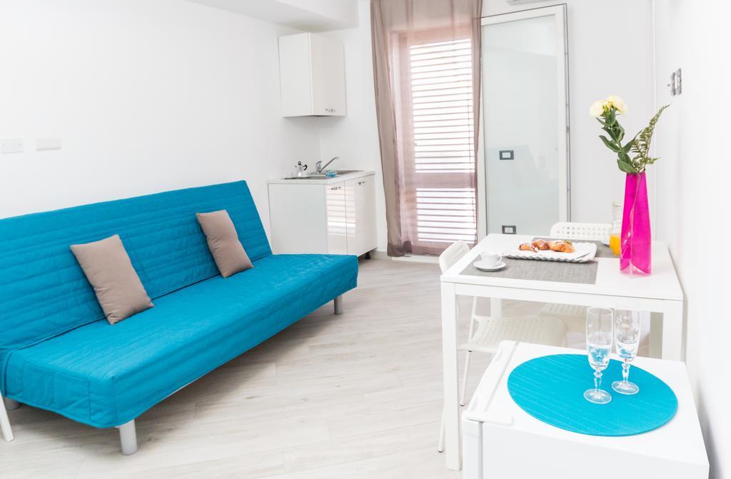 Stanze Del Mare Bed & Breakfast Balestrate ภายนอก รูปภาพ