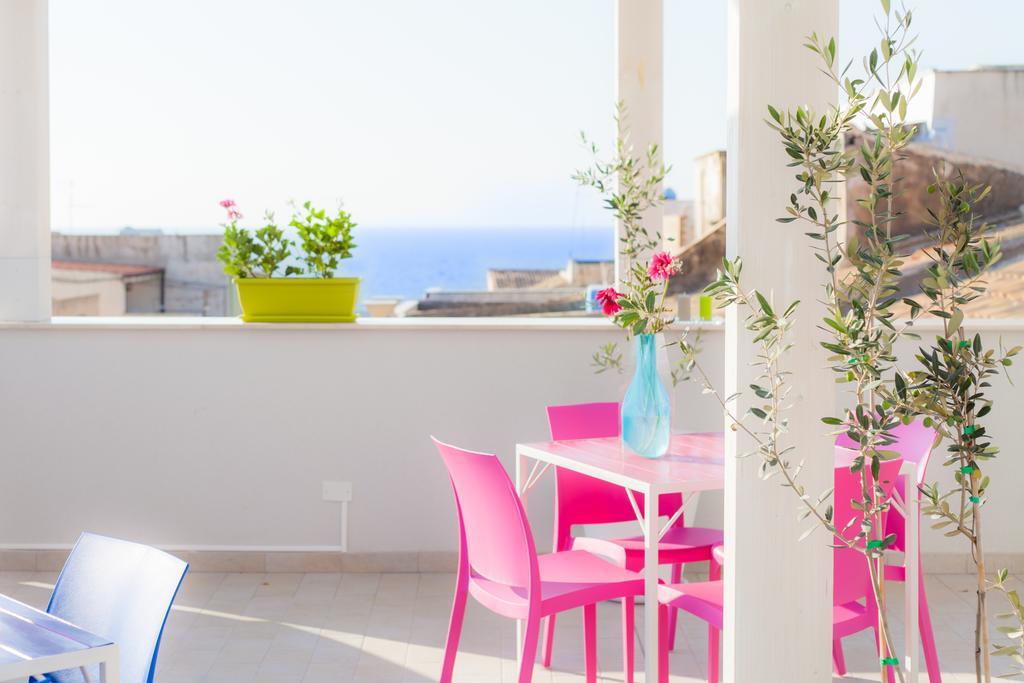 Stanze Del Mare Bed & Breakfast Balestrate ภายนอก รูปภาพ