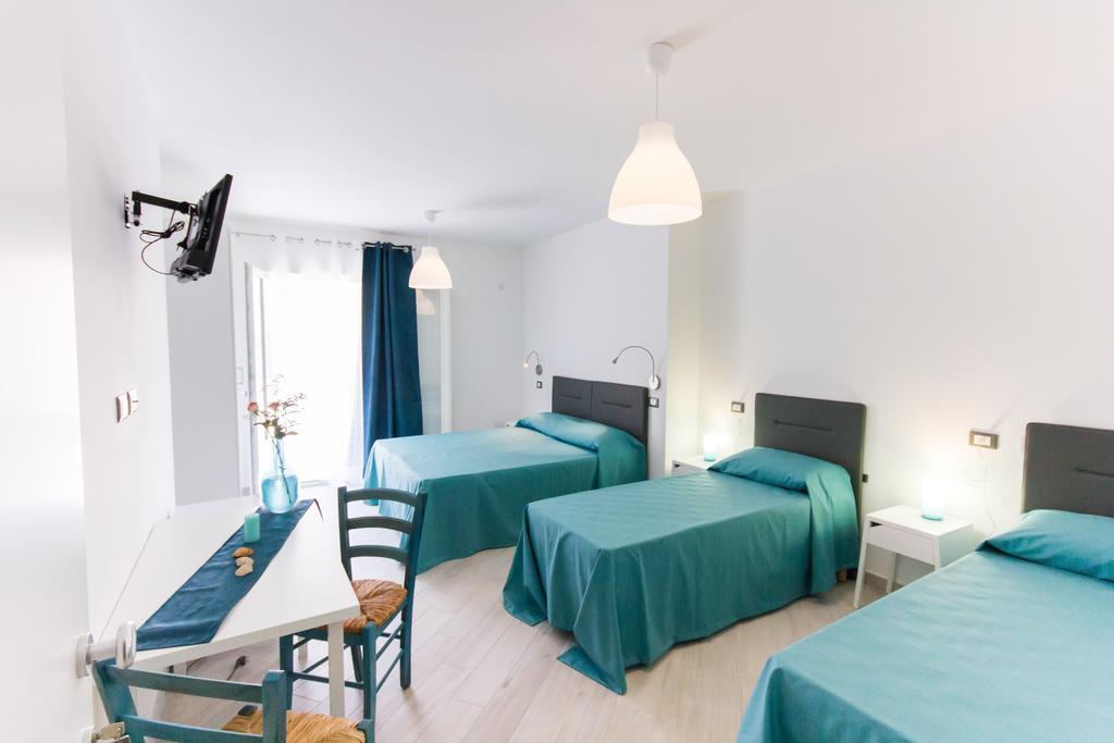 Stanze Del Mare Bed & Breakfast Balestrate ห้อง รูปภาพ